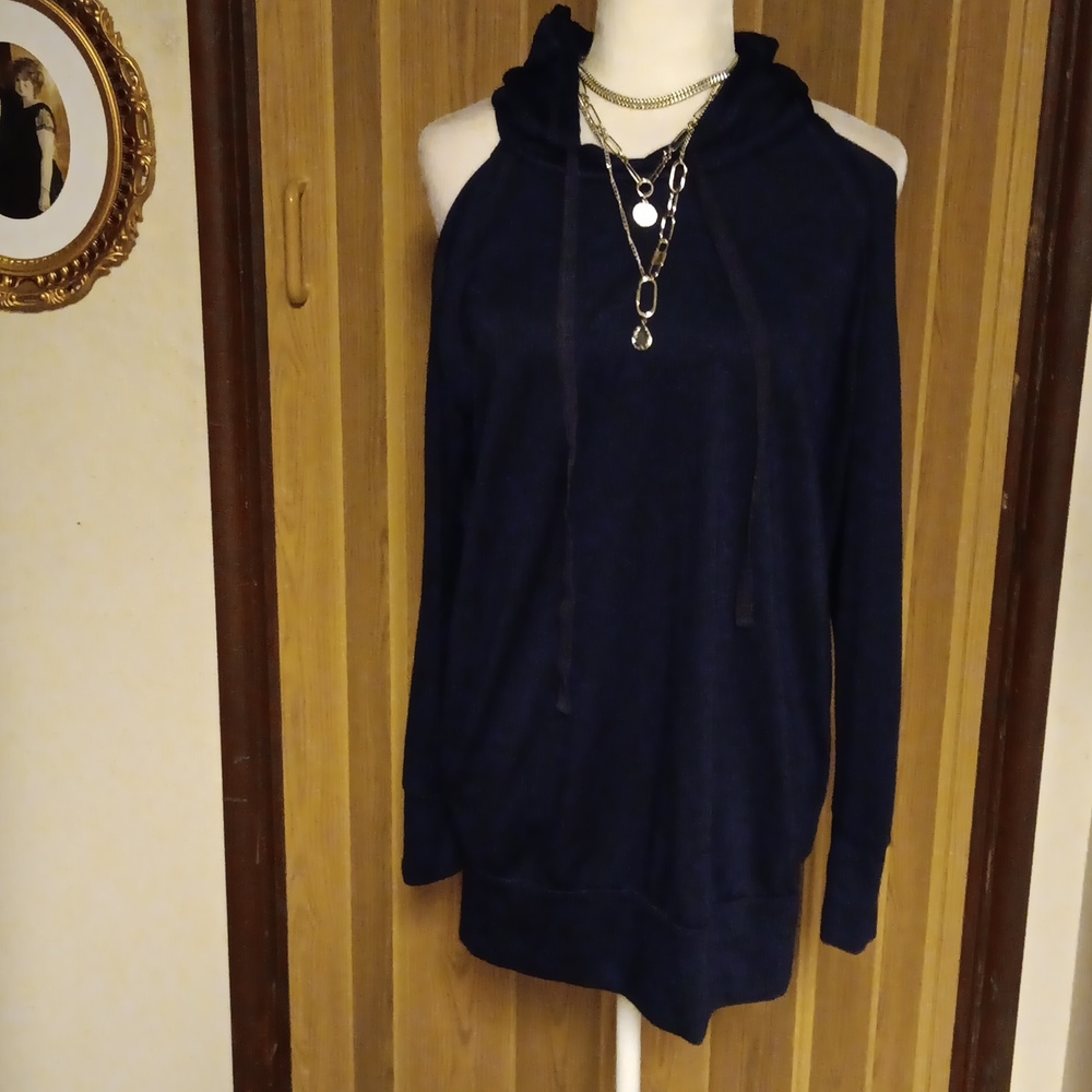 COLD SHOULDER NAVY BLUE HOODY